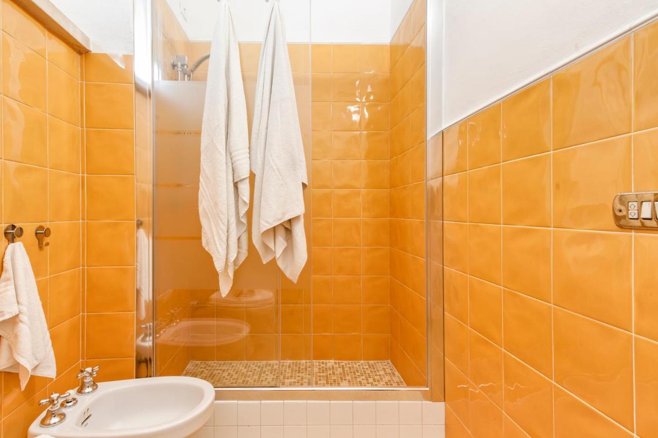 Blue Loft - Old Town Apartment Sit Lecce Bagian luar foto
